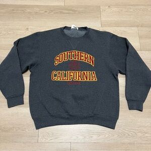 Vintage USC Trojans Sweater Women's Size Medium Southern Cali Mom Football
